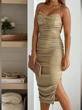 GOLD METALLIC KNIT DRESS WITH SLIT
